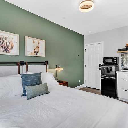 Single Bedroom - Queen Size. Heart Of Downtown فيستا المظهر الخارجي الصورة